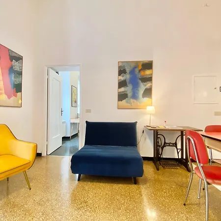 Casaviva - Cozy Nest In Genova's Old Town With Lift