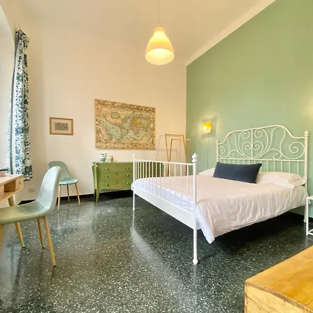 Casaviva - Cozy Nest In Genova's Old Town With Lift