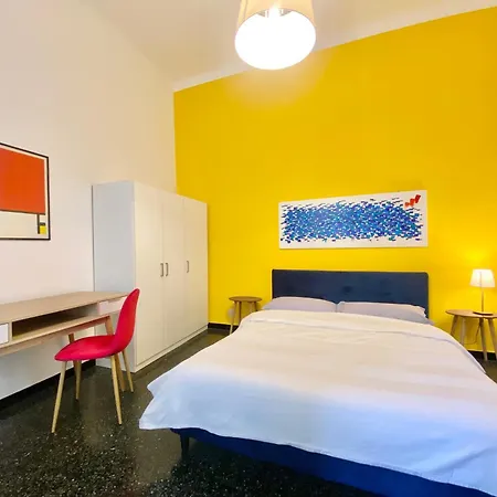 Casaviva - Cozy Nest In Genova's Old Town With Lift アパート