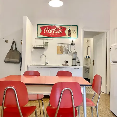 Casaviva - Cozy Nest In Genova's Old Town With Lift アパート *